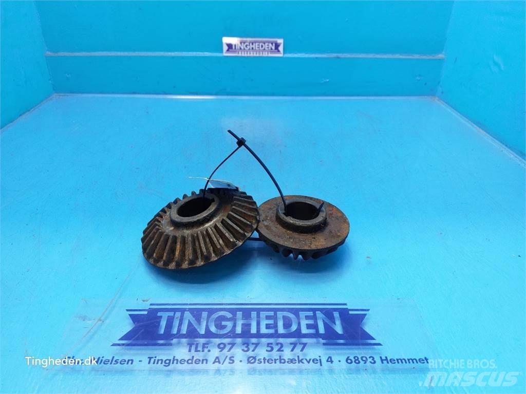 Case IH 1460 Combine harvester spares & accessories