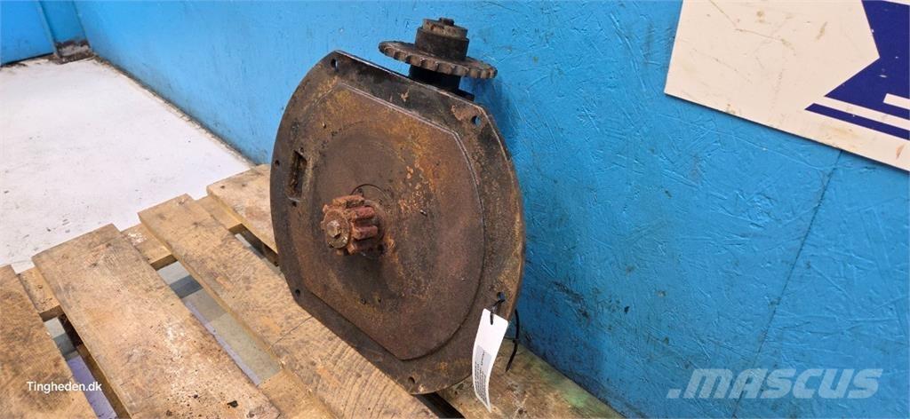 Case IH 8010 Transmission