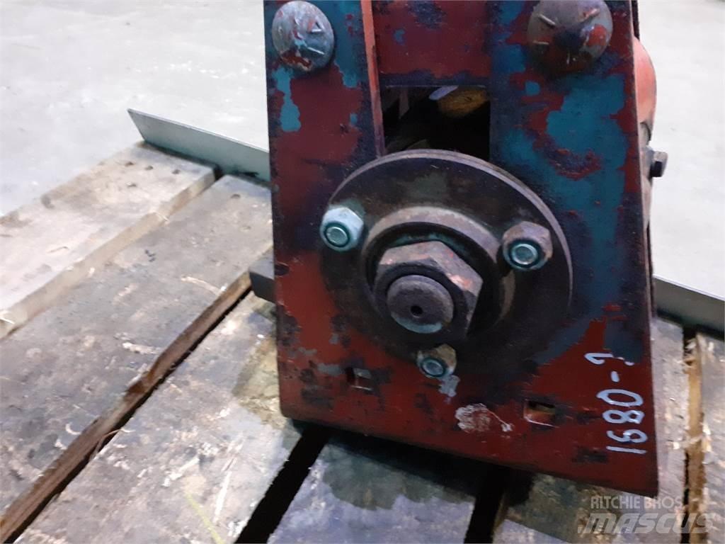 Case IH 810 Combine harvester spares & accessories