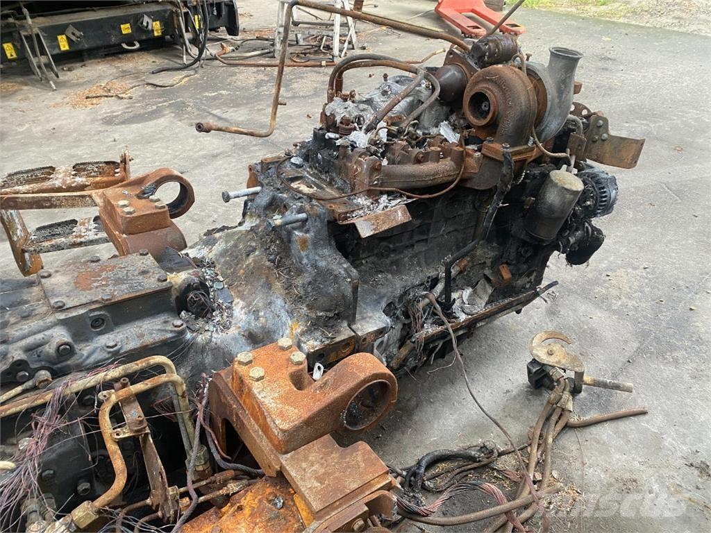 CASE Maxxum 115 Tractors