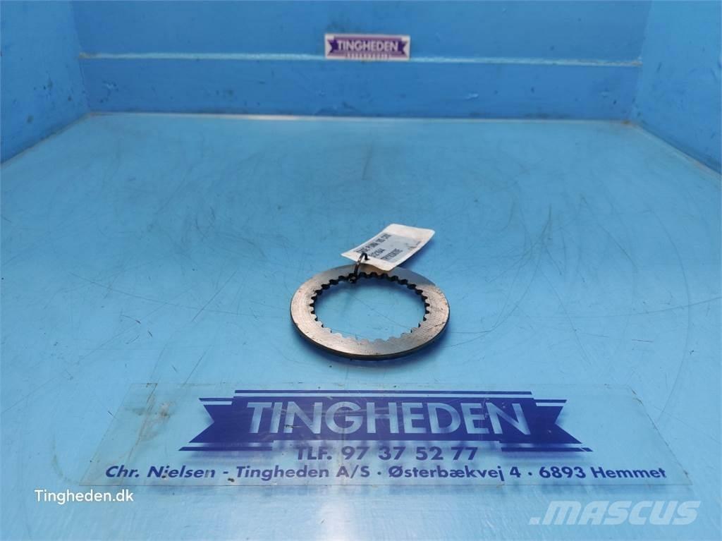 CASE Puma 185 Transmission