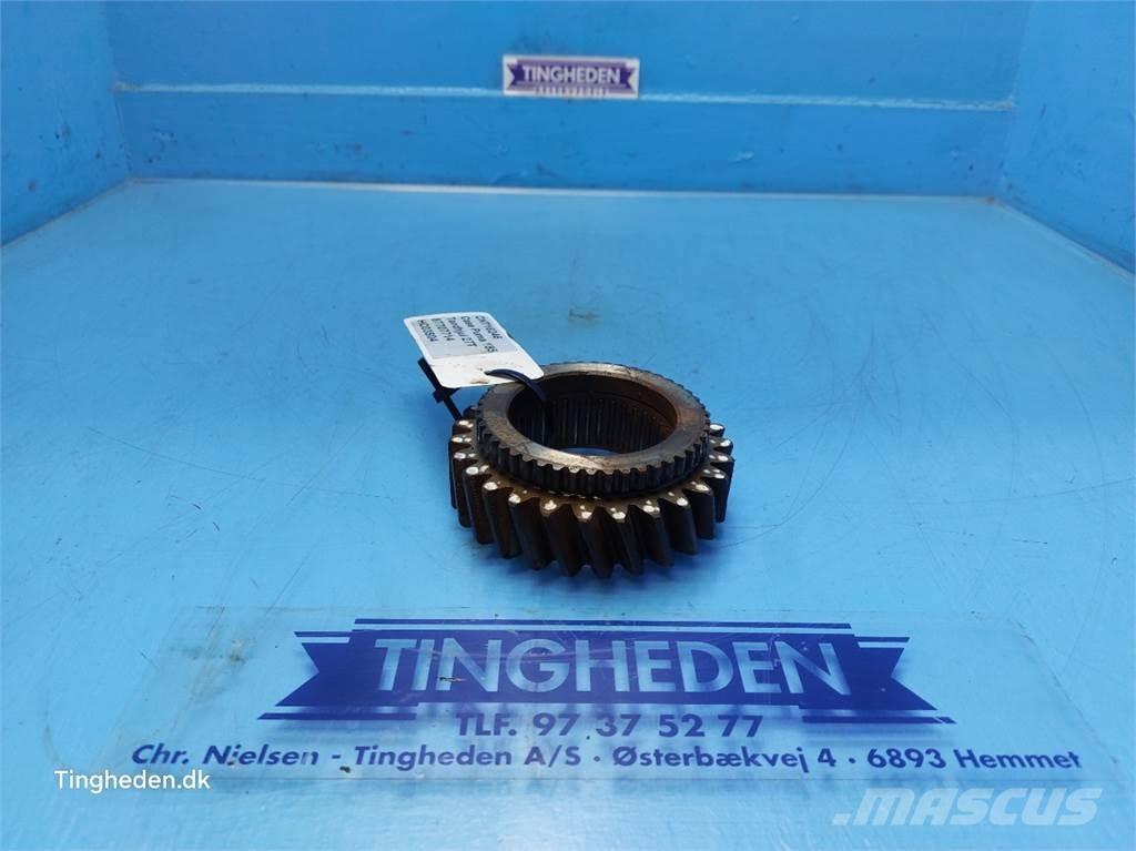 CASE Puma 185 Transmission