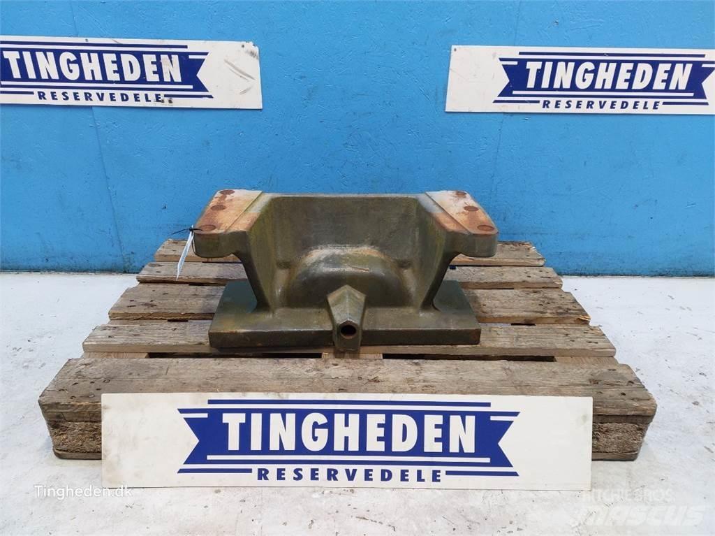 CLAAS Arion Front weights