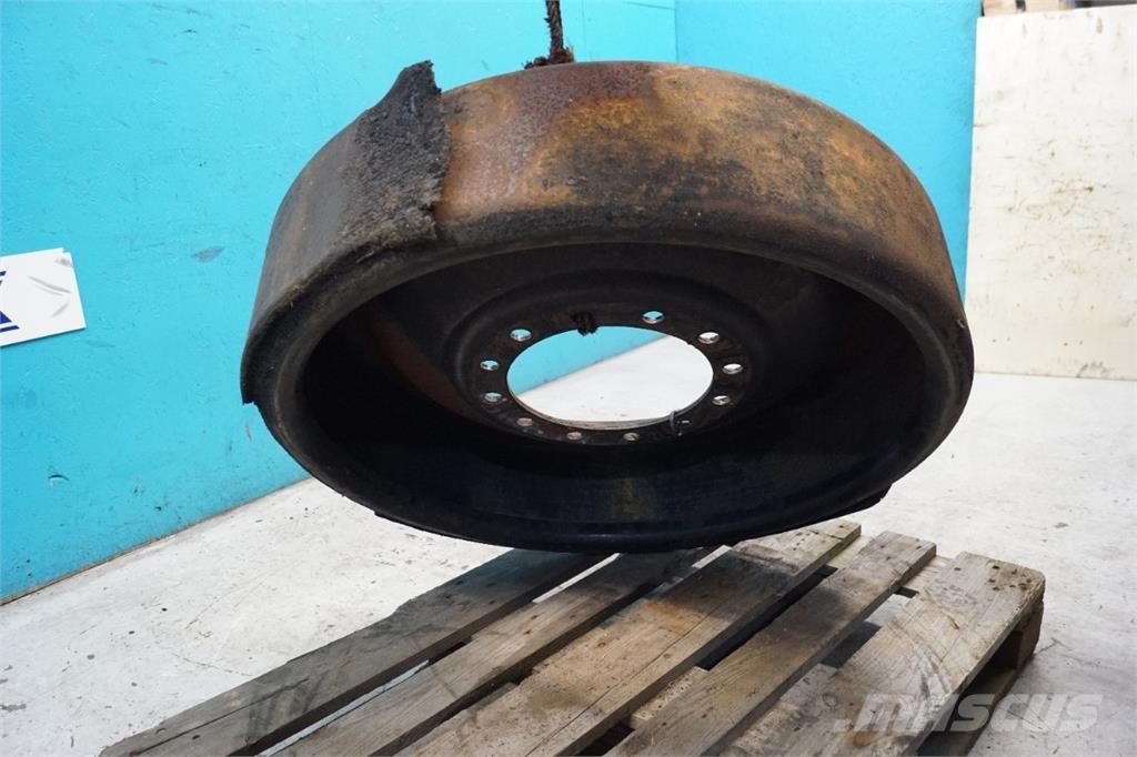CLAAS Lexion 600 Combine harvester spares & accessories