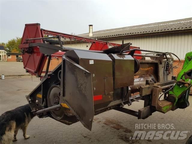 Dronningborg 12 Combine harvester spares & accessories