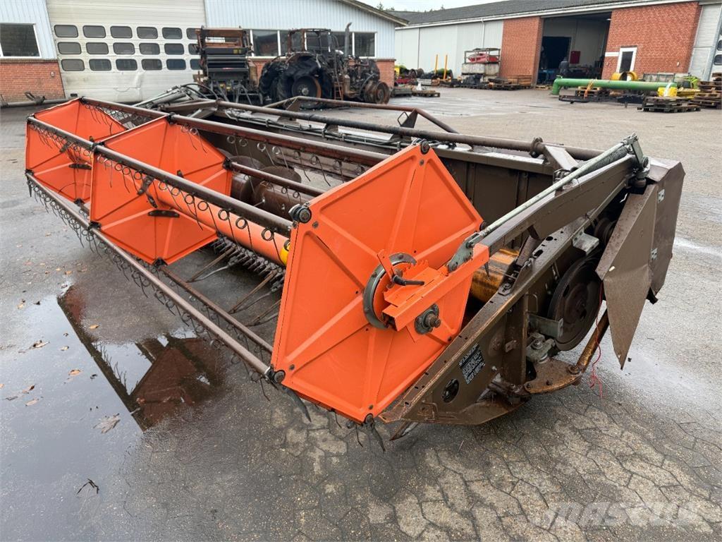 Dronningborg 14 Combine harvester spares & accessories