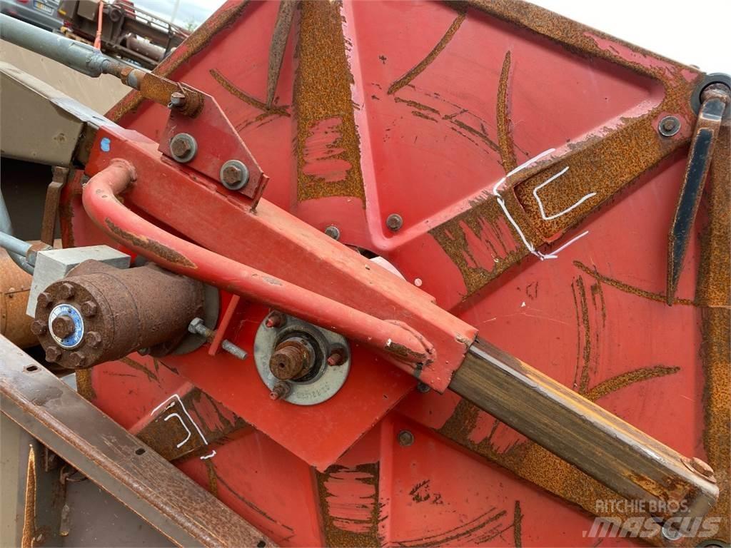 Dronningborg 16 Combine harvester spares & accessories