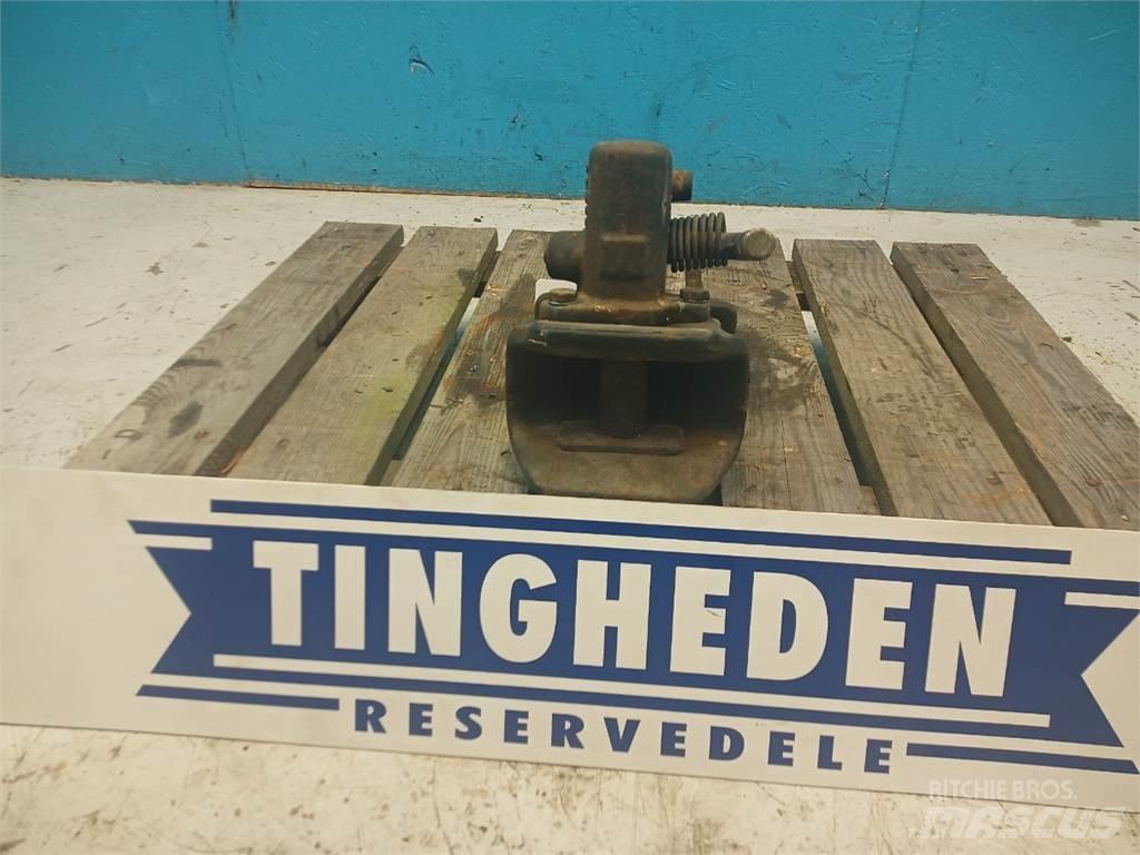 Fendt 8400P Combine harvester spares & accessories
