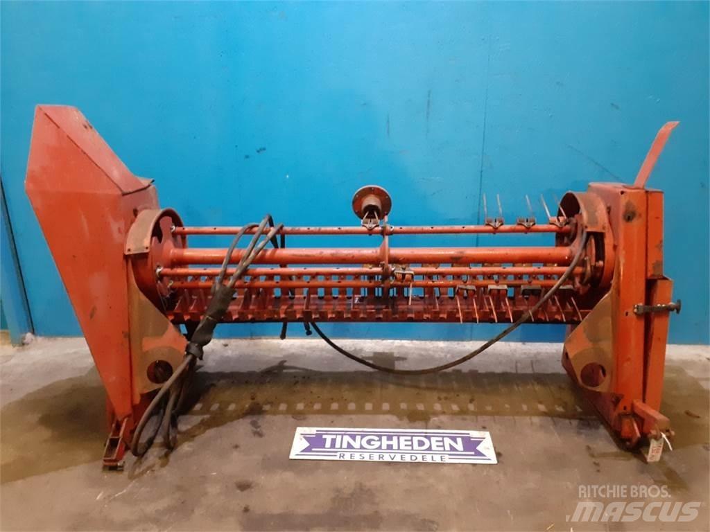 Hesston 4700 Other farming machines