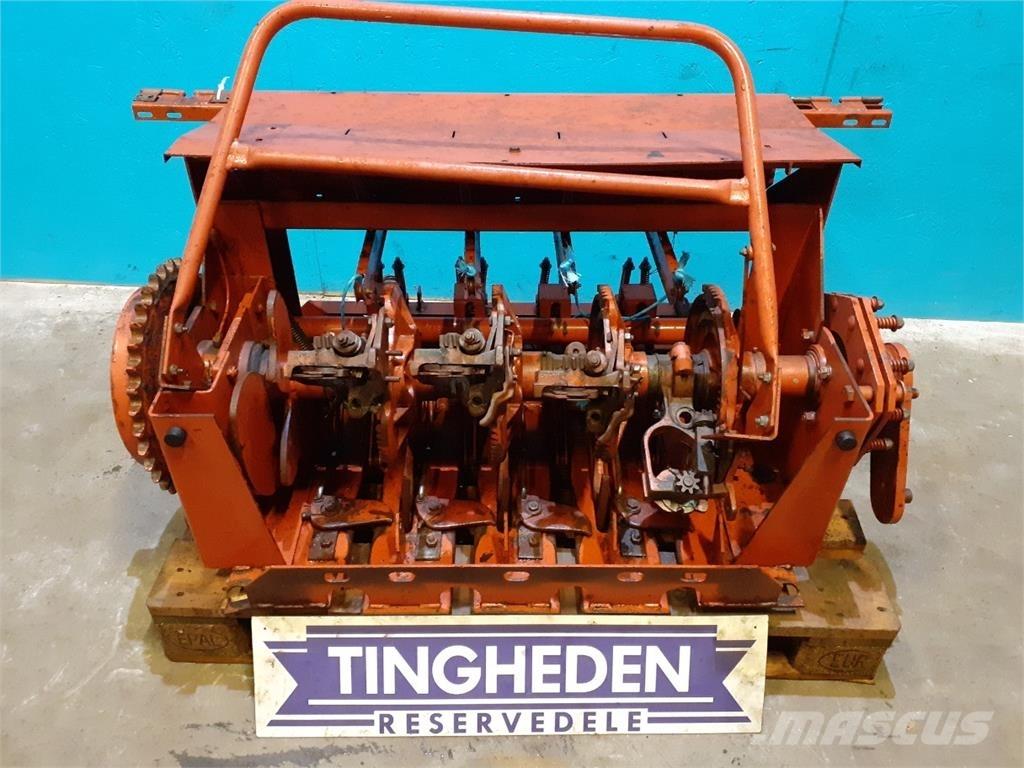 Hesston 4700 Other forage harvesting equipment