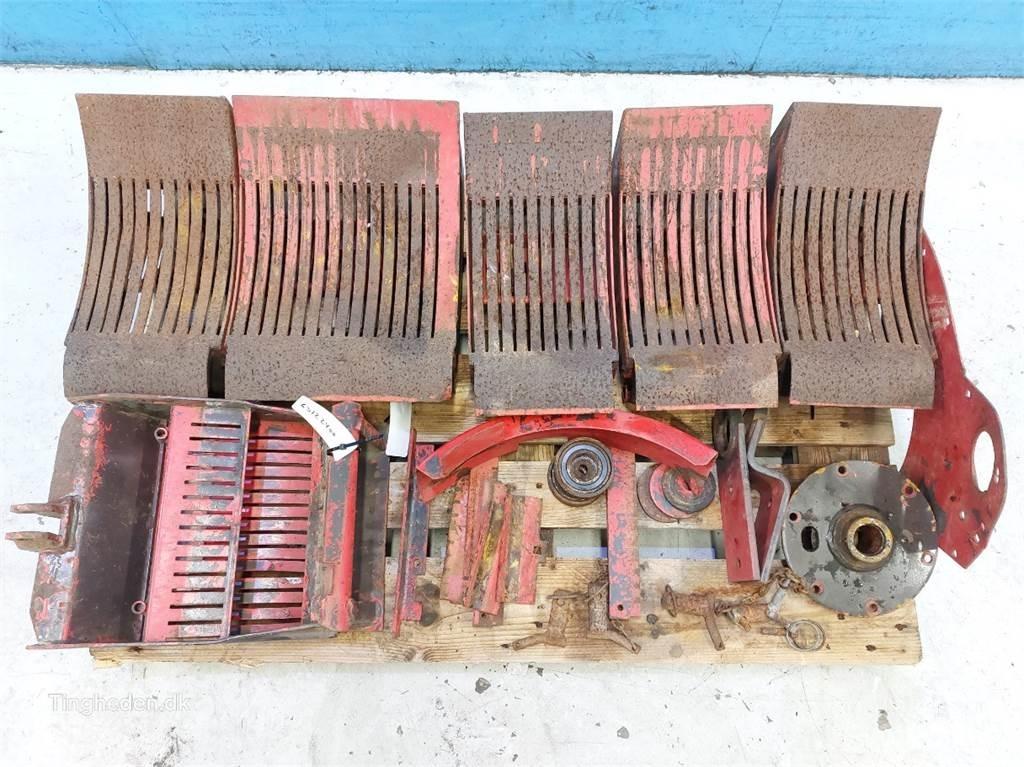 Hesston 4700 Combine harvester spares & accessories