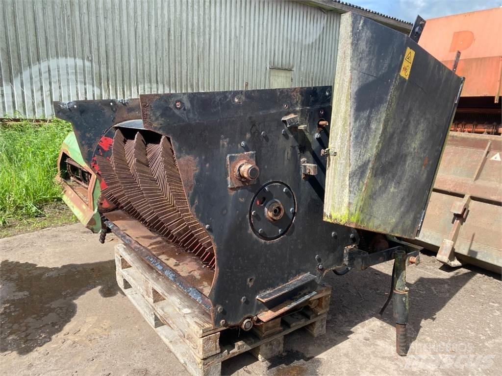 Hesston 4860 Combine harvester spares & accessories