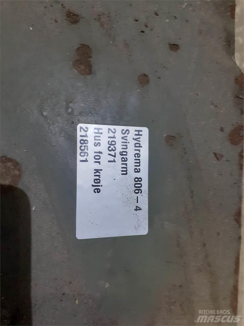 Hydrema 806 TLB's