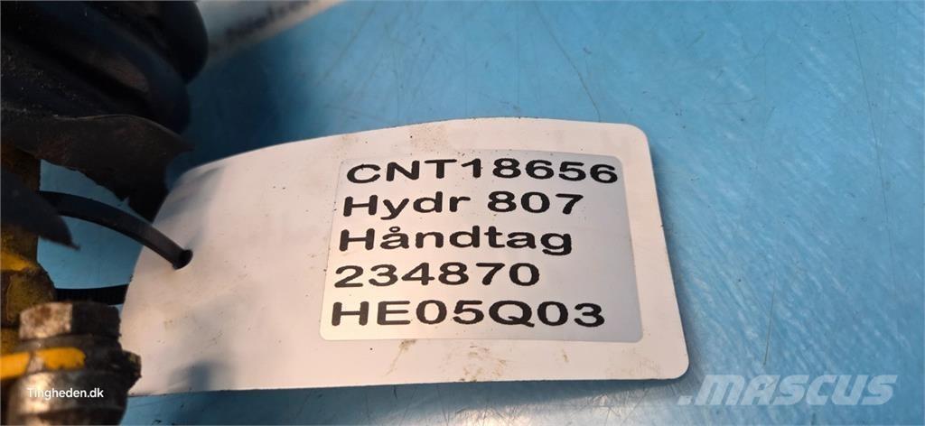 Hydrema 807 Cabins and interior