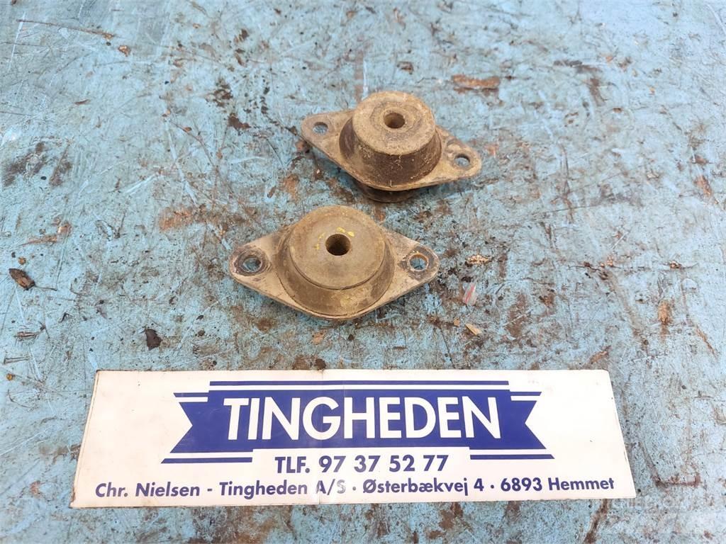 Hydrema 906 Engines