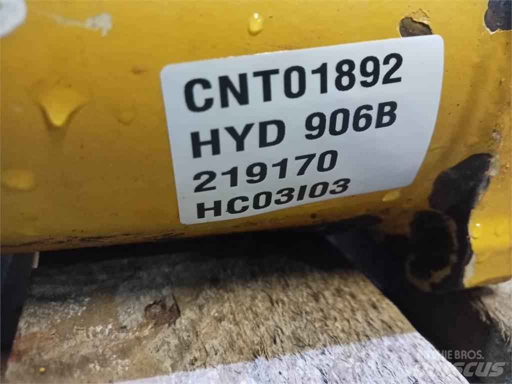 Hydrema 906B TLB's
