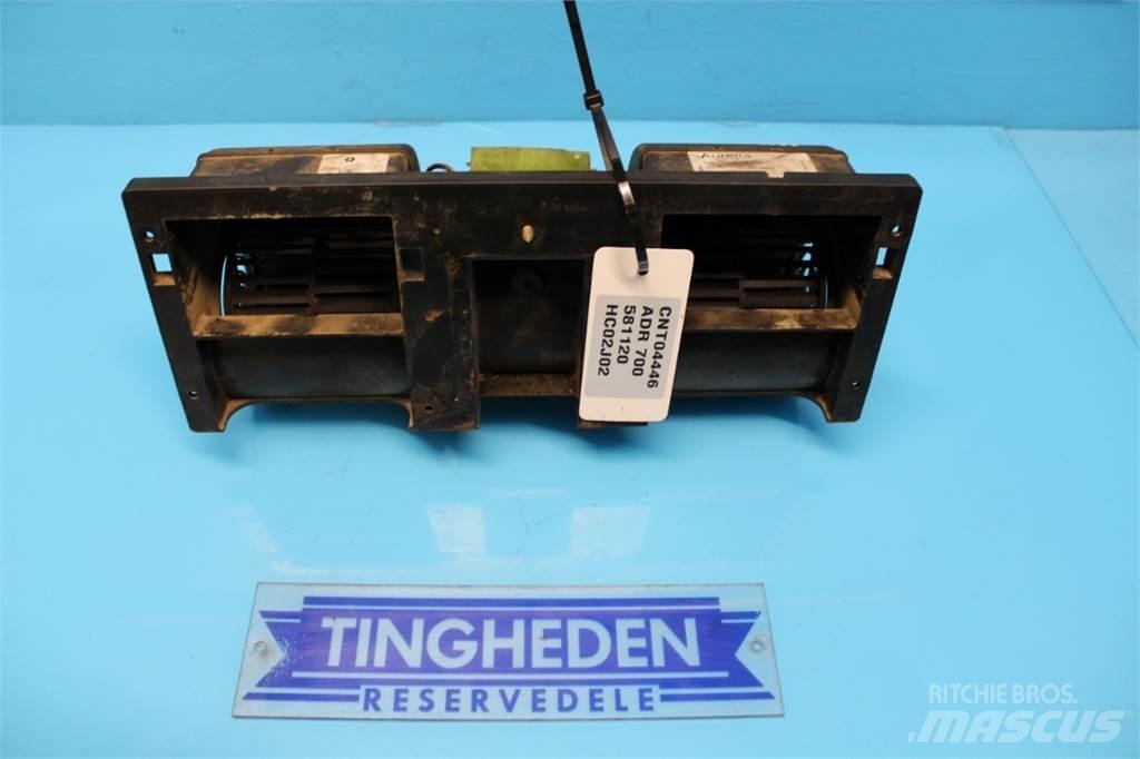 Hydrema 906B Electronics