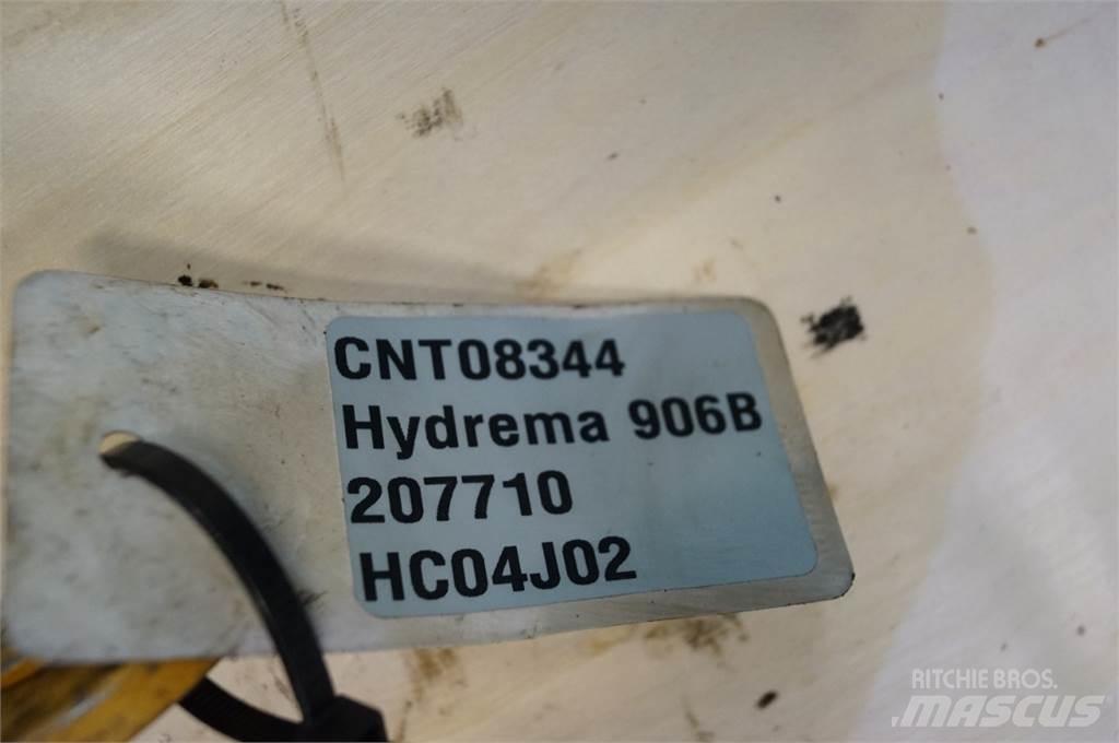Hydrema 906B TLB's