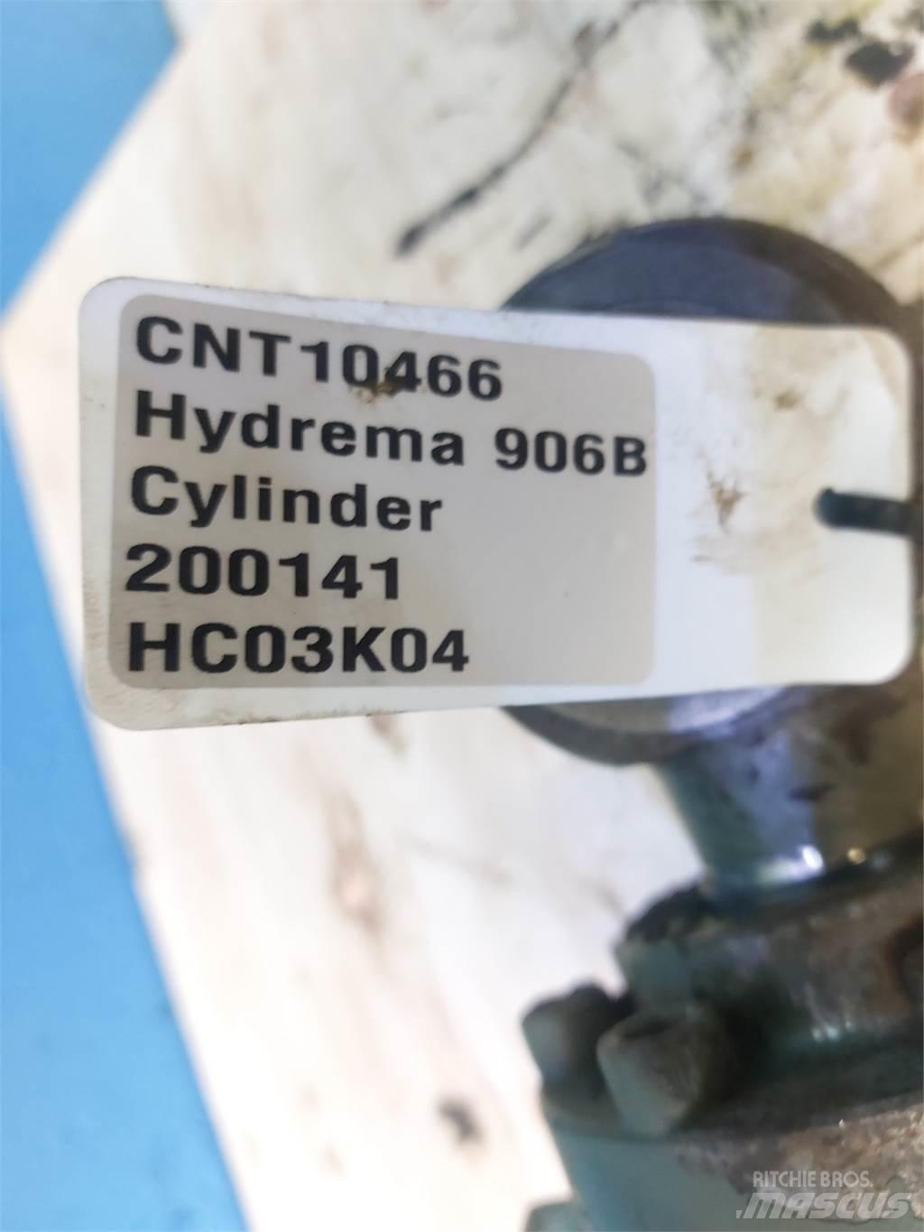 Hydrema 906B TLB's
