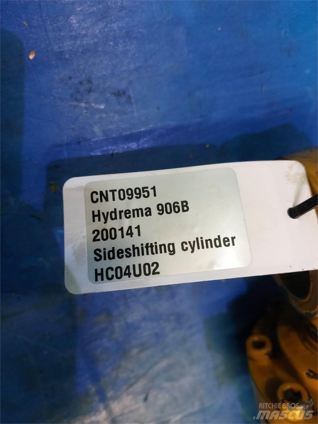 Hydrema 906B TLB's