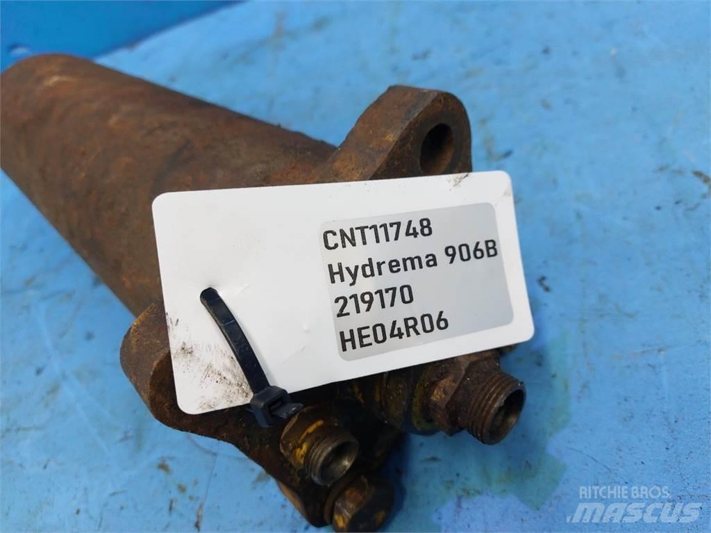 Hydrema 906B TLB's