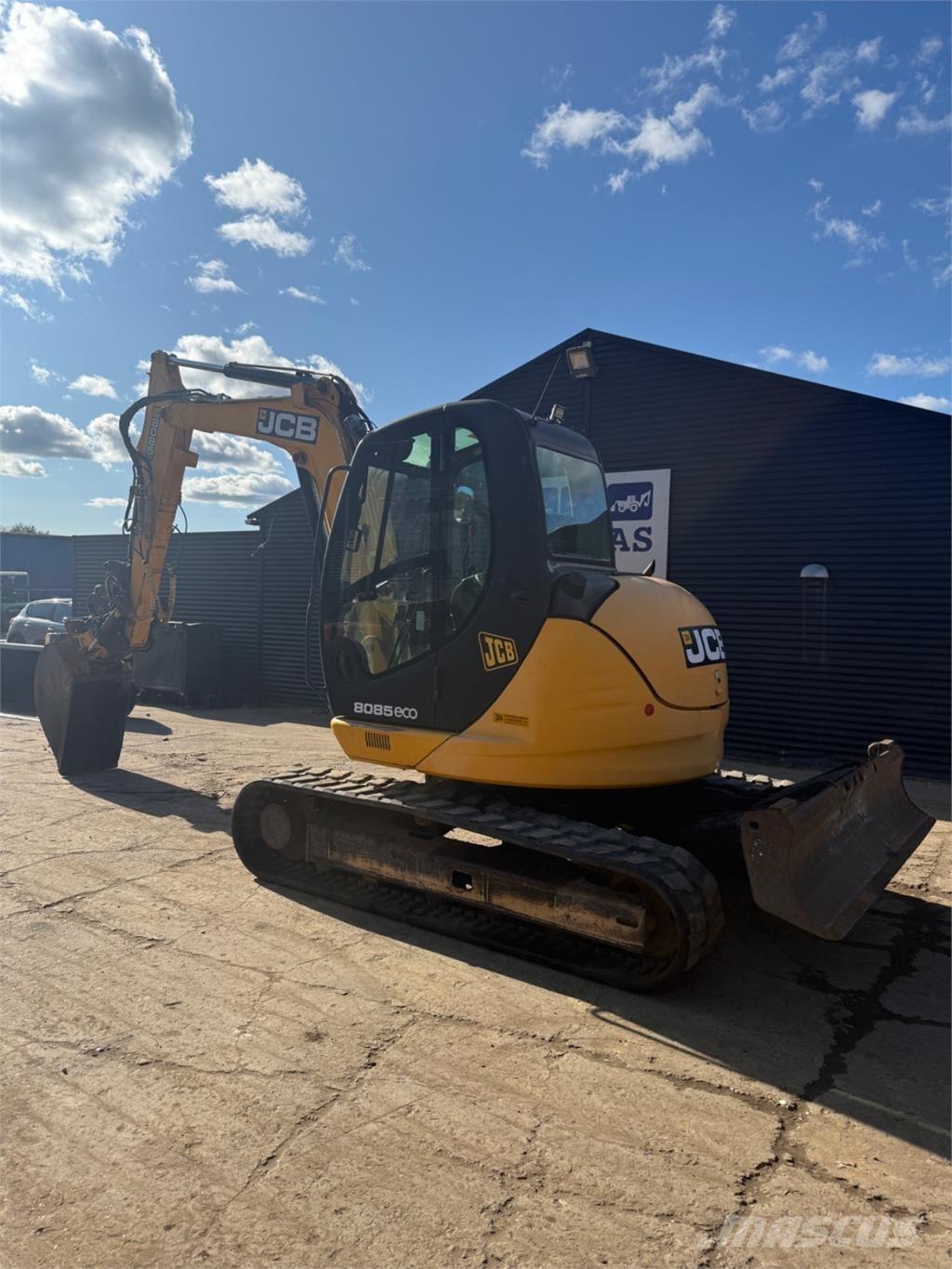 JCB 8085 Crawler excavators