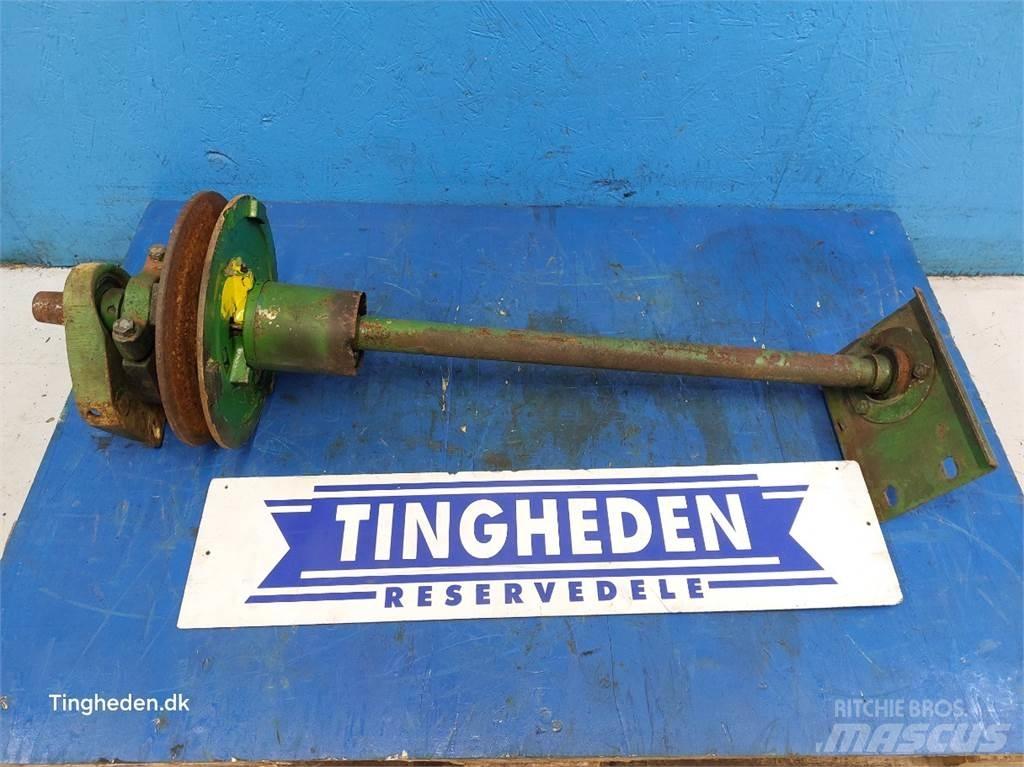 John Deere 1000 Combine harvester spares & accessories