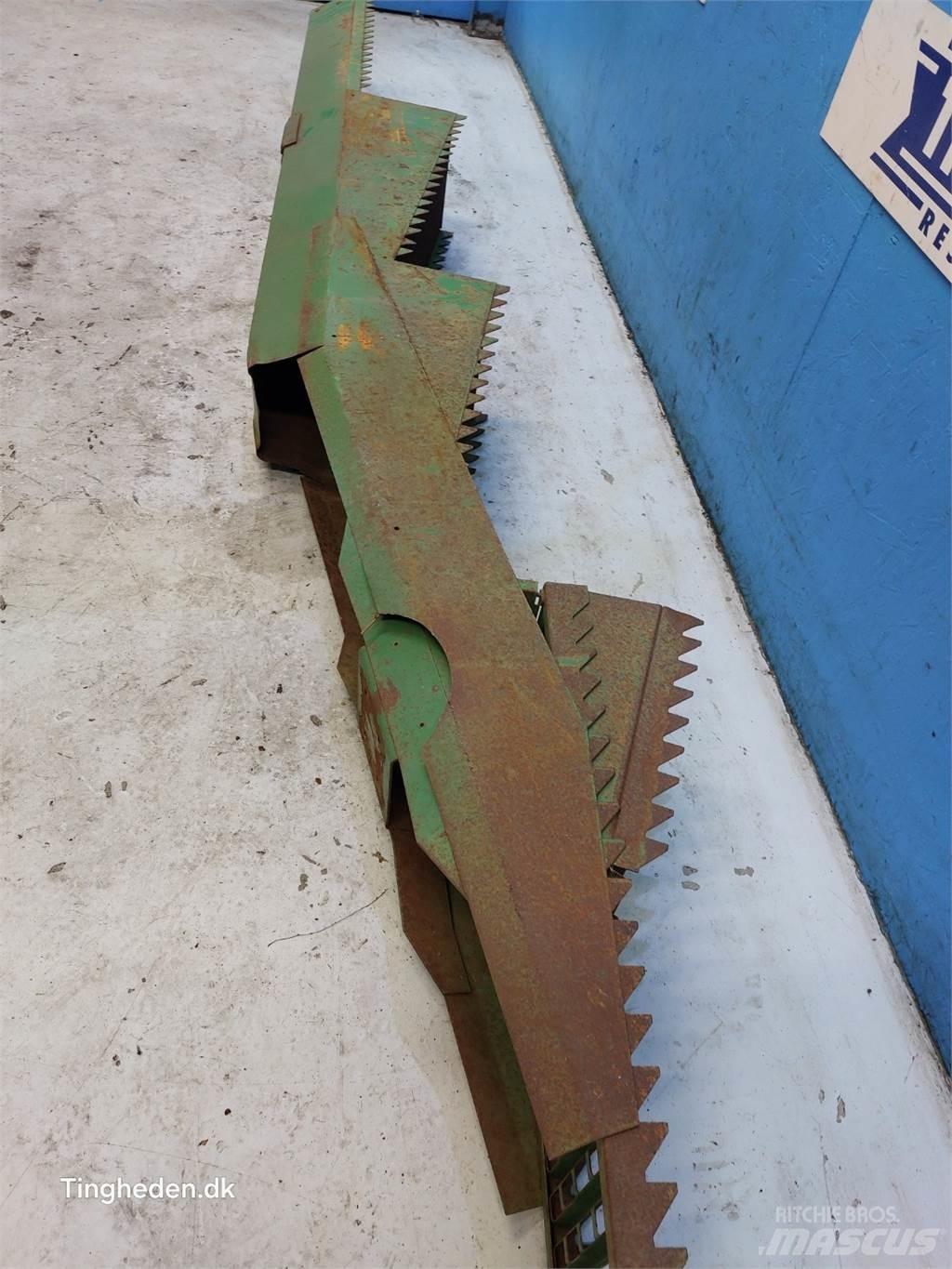 John Deere 1042 Combine harvester spares & accessories