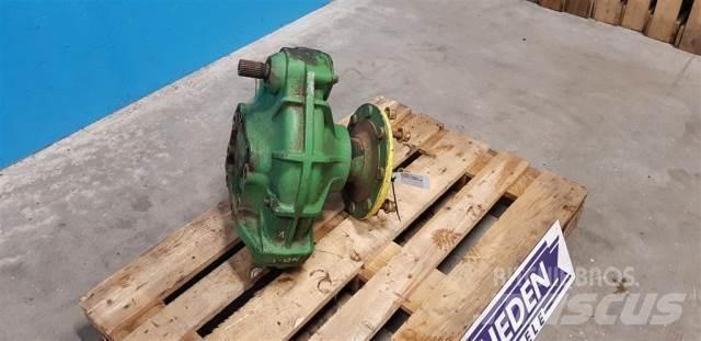 John Deere 1065 Combine harvester spares & accessories