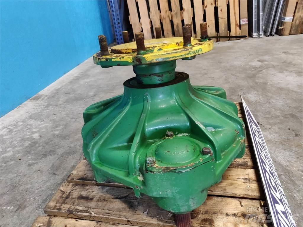 John Deere 1065 Combine harvester spares & accessories