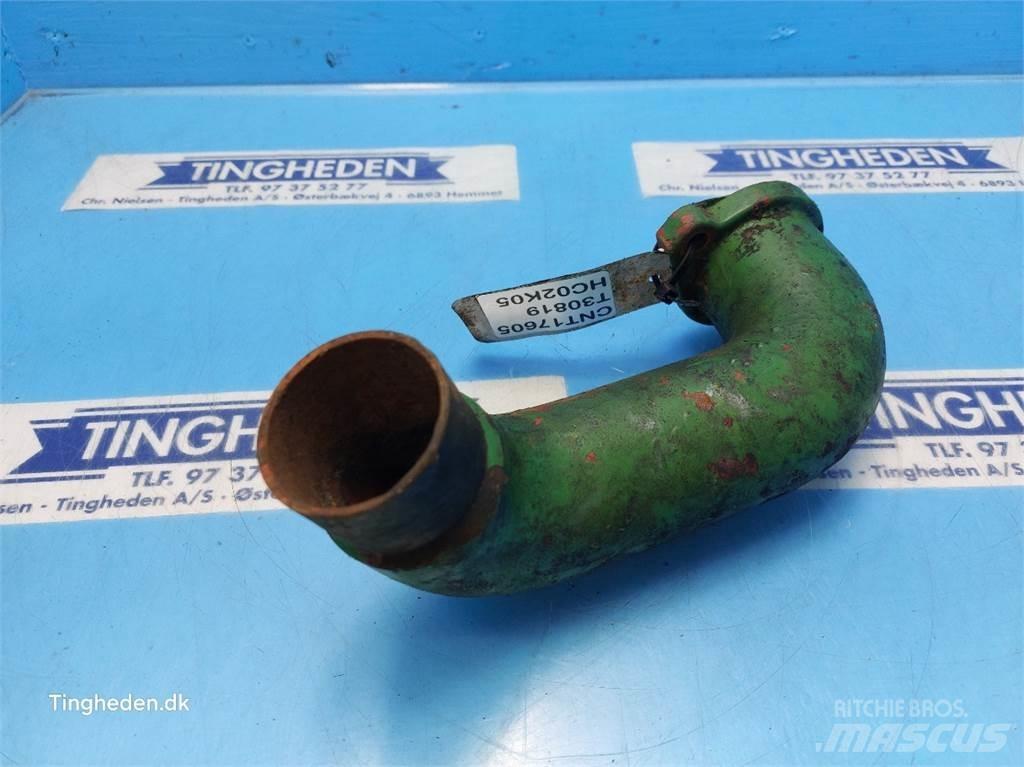 John Deere 1065 Engines
