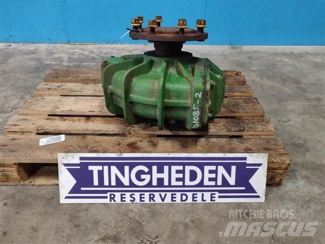 John Deere 1085 Combine harvester spares & accessories
