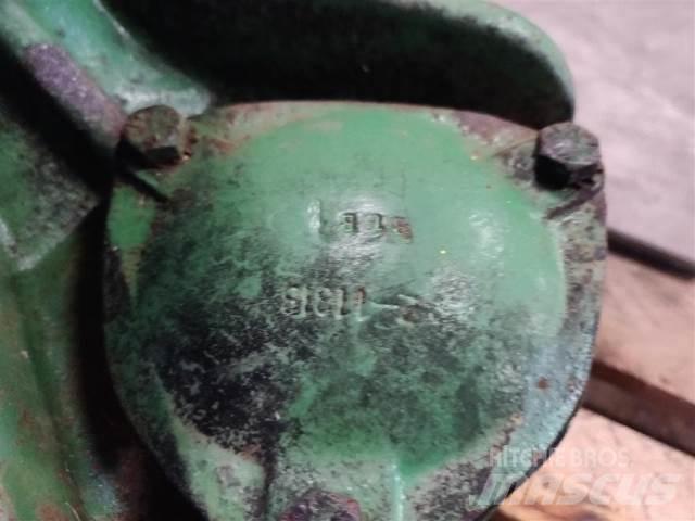 John Deere 1085 Combine harvester spares & accessories