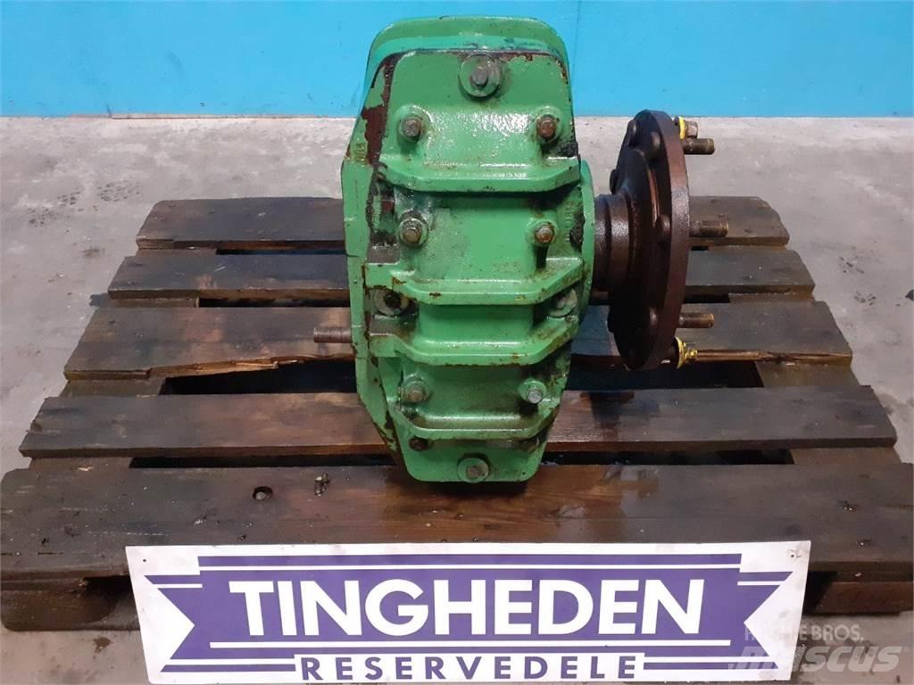 John Deere 1085 Combine harvester spares & accessories