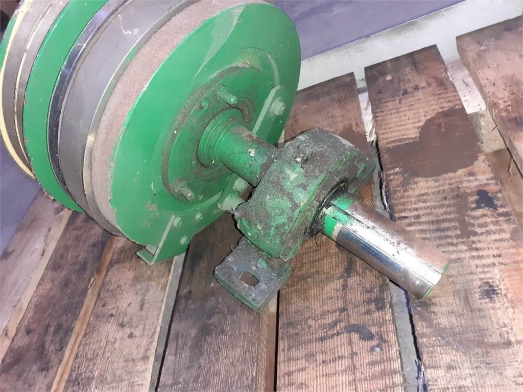 John Deere 1085 Combine harvester spares & accessories