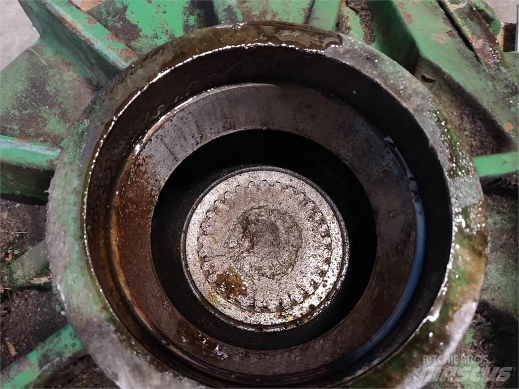 John Deere 1085 Combine harvester spares & accessories