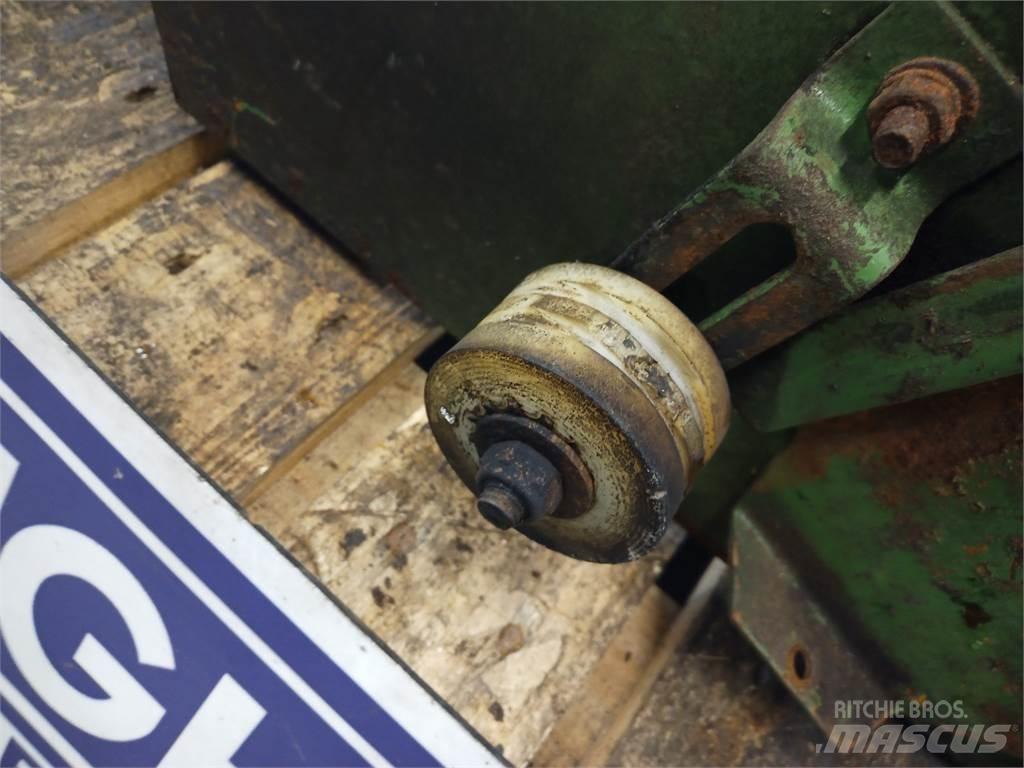 John Deere 1085 Combine harvester spares & accessories