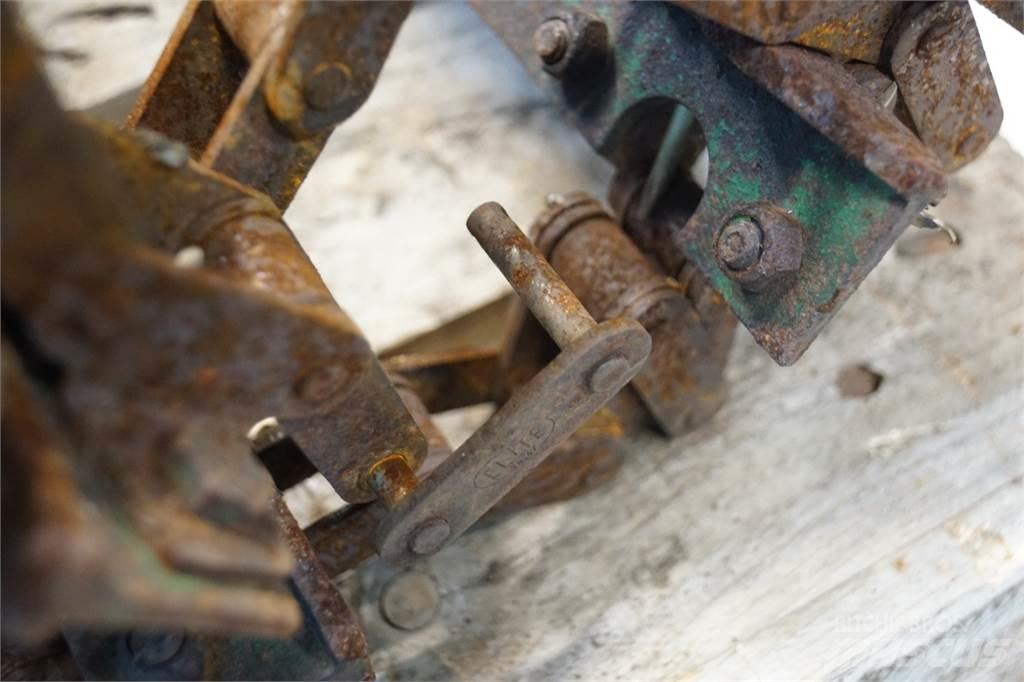 John Deere 1085 Combine harvester spares & accessories