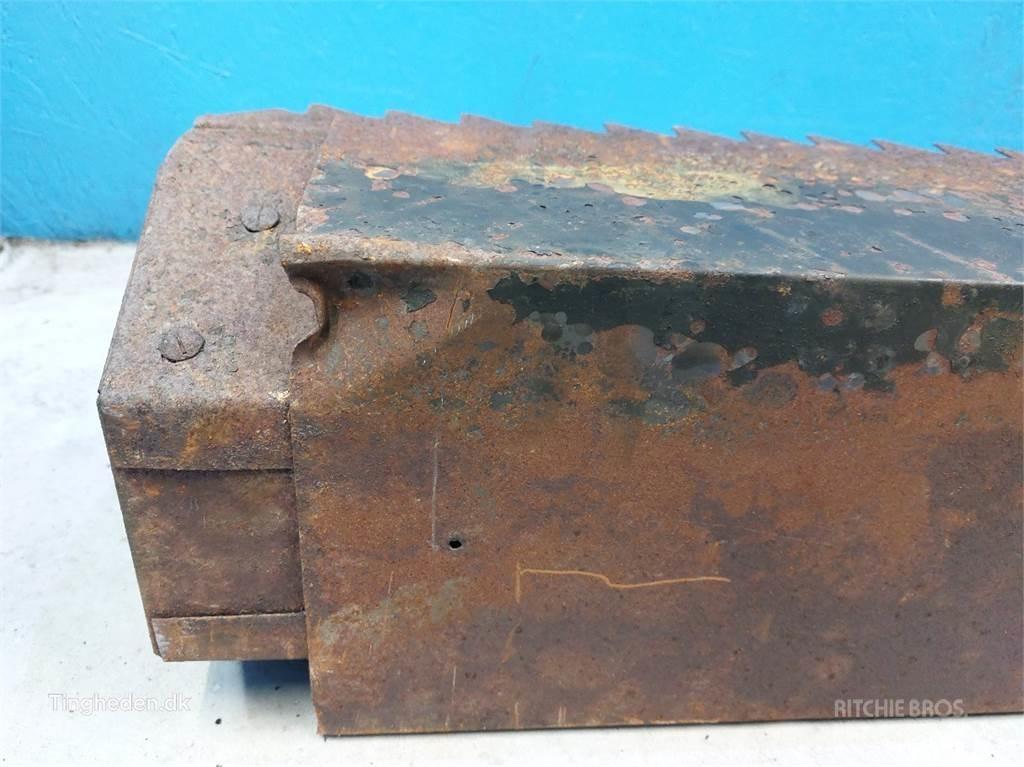 John Deere 1085 Combine harvester spares & accessories