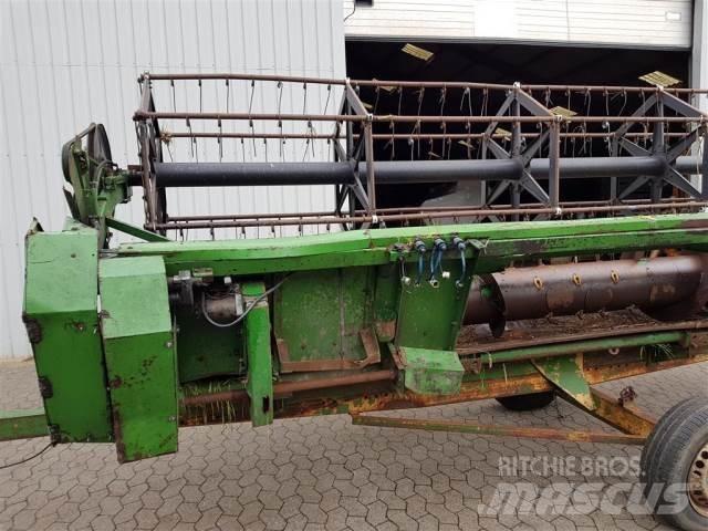 John Deere 16 Combine harvester spares & accessories