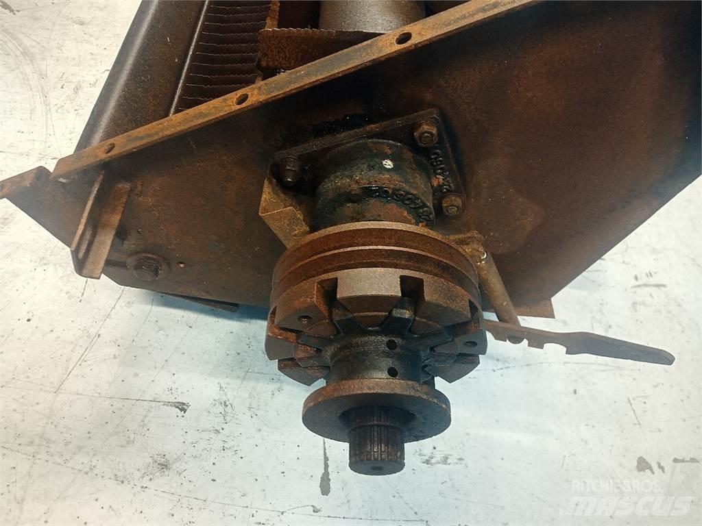 John Deere 2066 Combine harvester spares & accessories