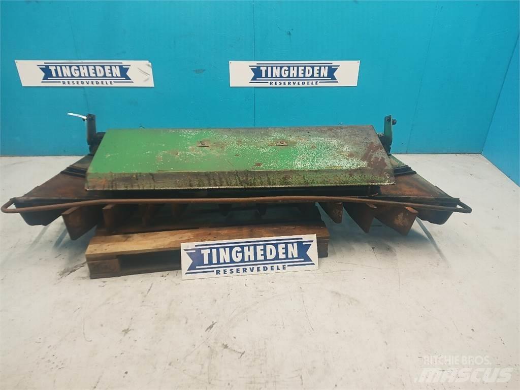 John Deere 2066 Combine harvester spares & accessories