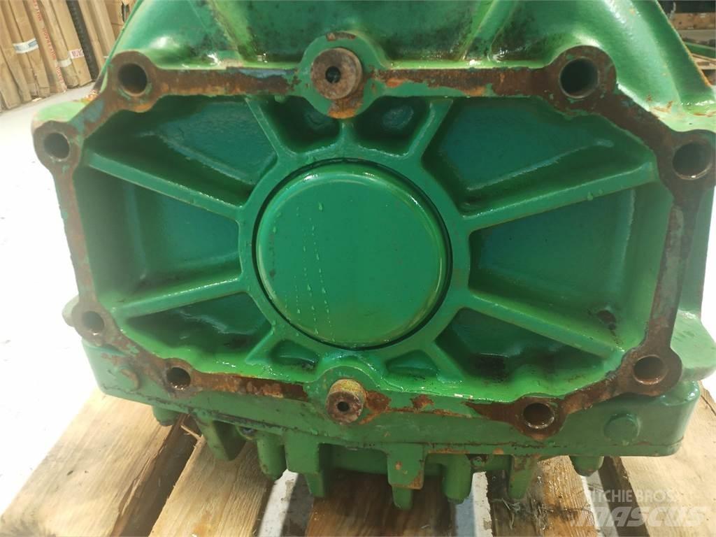 John Deere 2066 Combine harvester spares & accessories