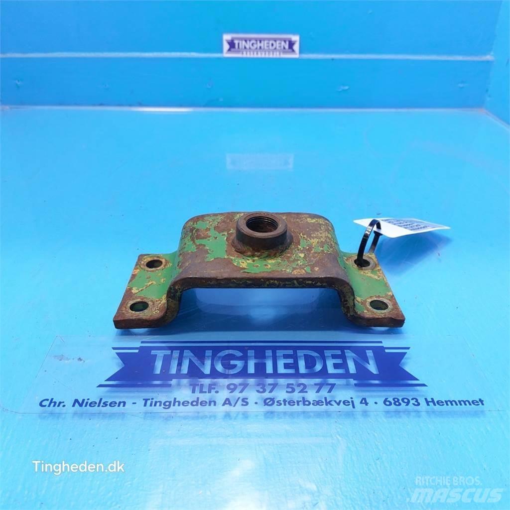 John Deere 2240 Other tractor accessories