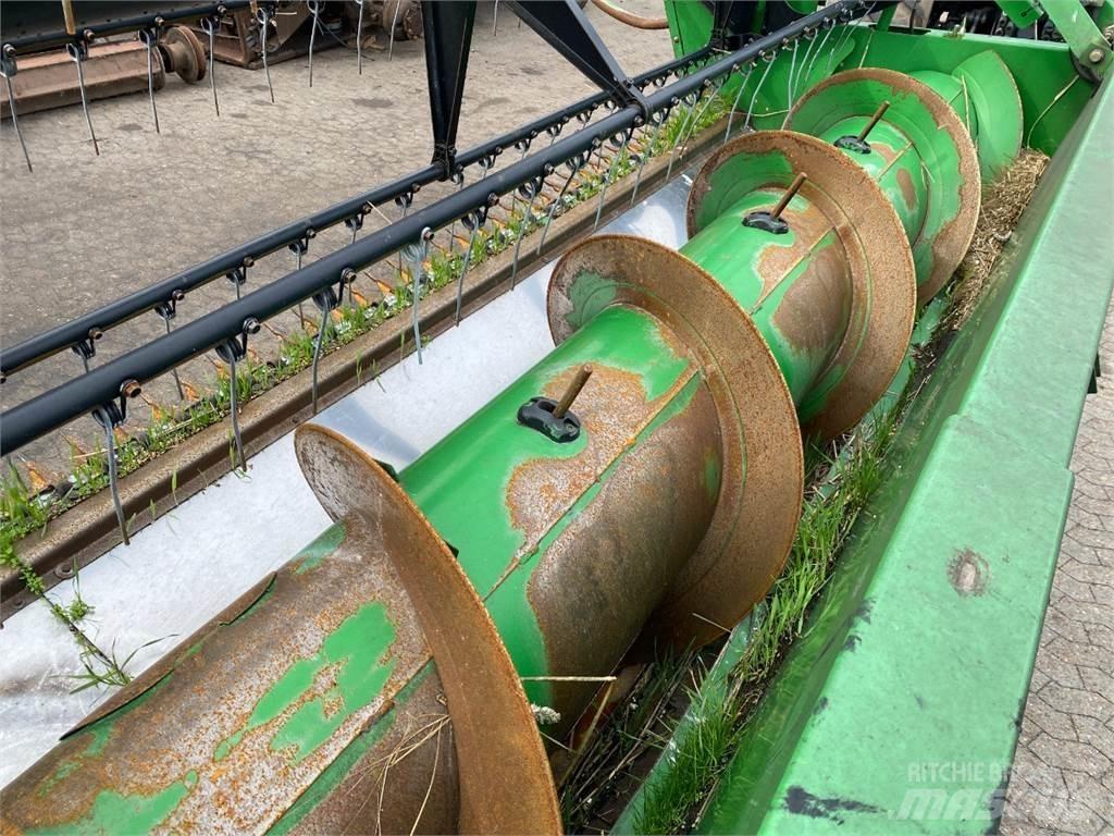John Deere 25 Combine harvester spares & accessories