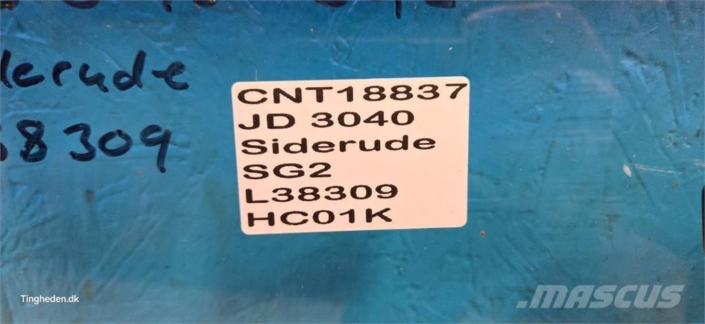 John Deere 3040 Cabins and interior