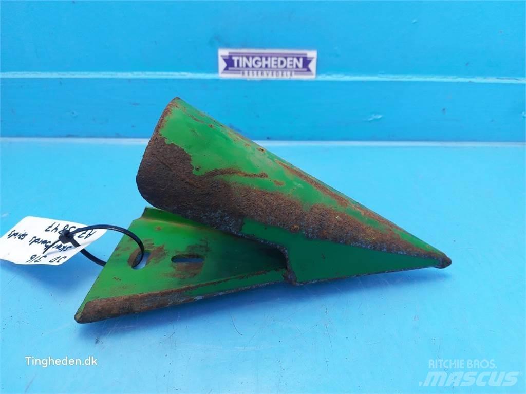 John Deere 316 Combine harvester spares & accessories