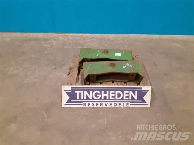 John Deere 4240 Front weights