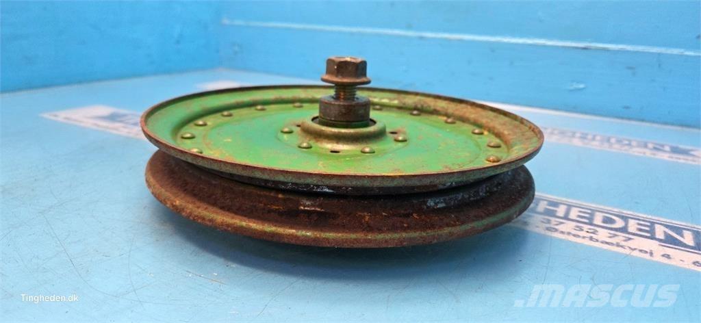 John Deere 625R Combine harvester spares & accessories