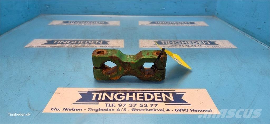 John Deere 625R Combine harvester spares & accessories